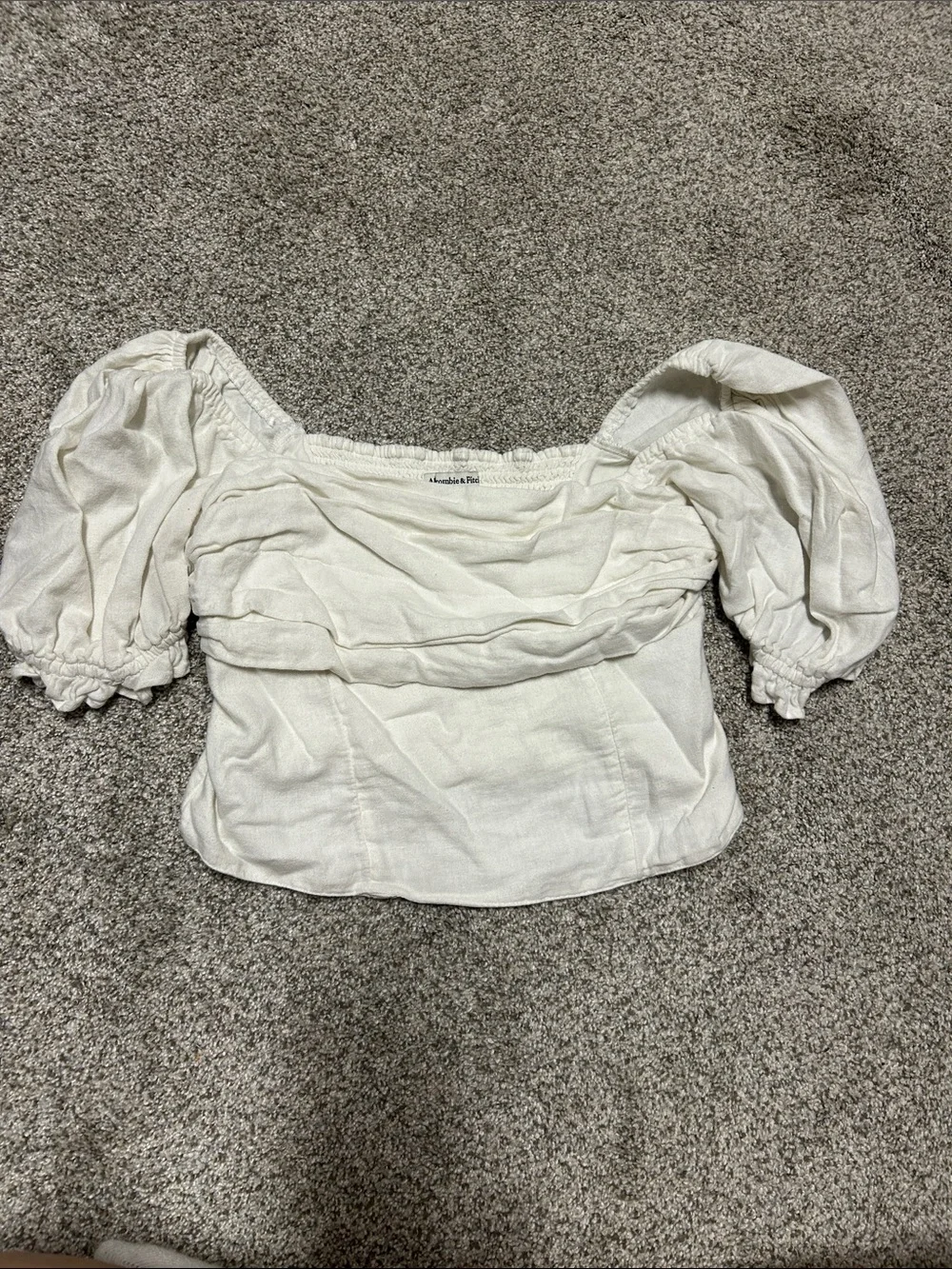 Abercrombie off white puff sleeve smocked top size medium